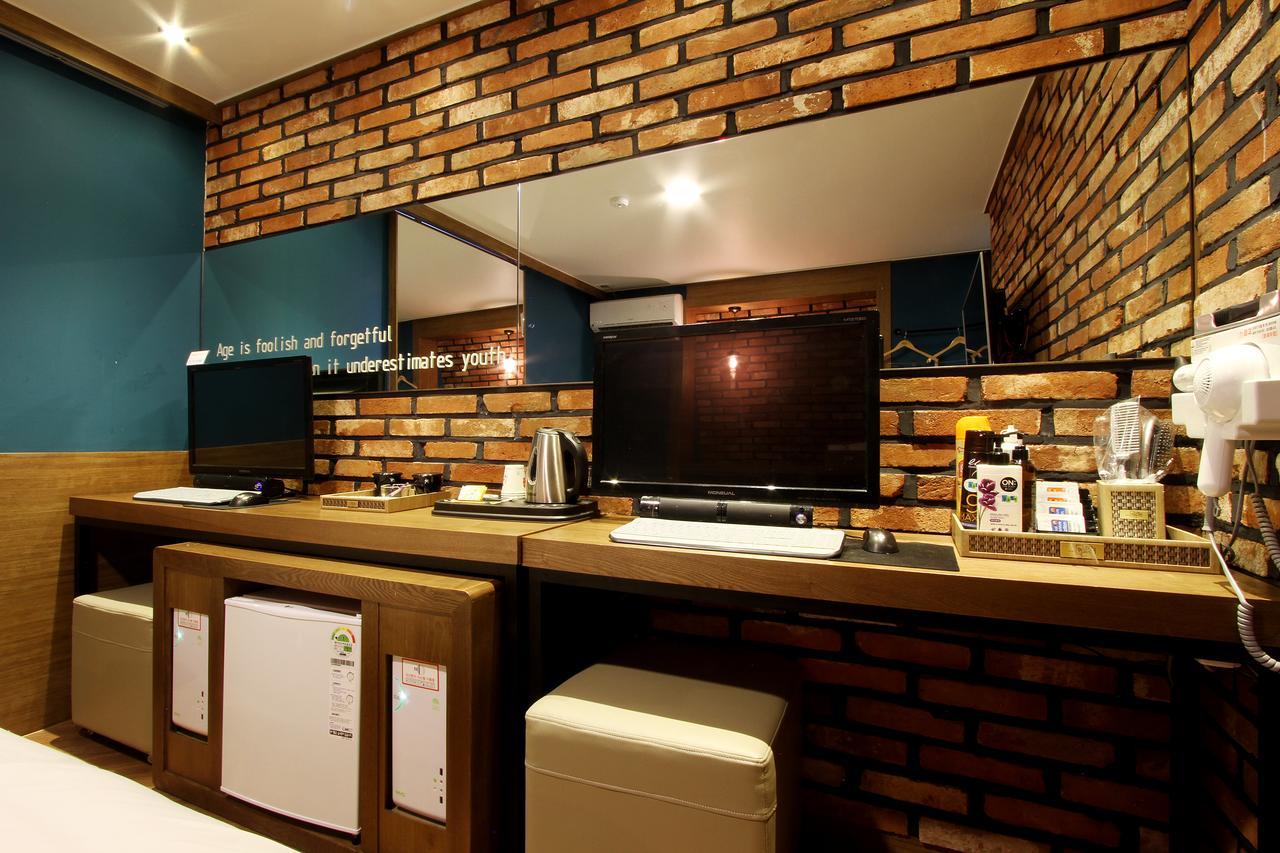 Daejeon Page Hotel מראה חיצוני תמונה